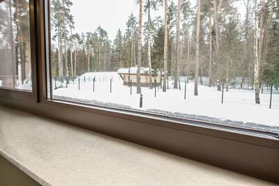 Подоконник пластиковый Moeller 250мм, крем-брюле глянцевый Изображение 3